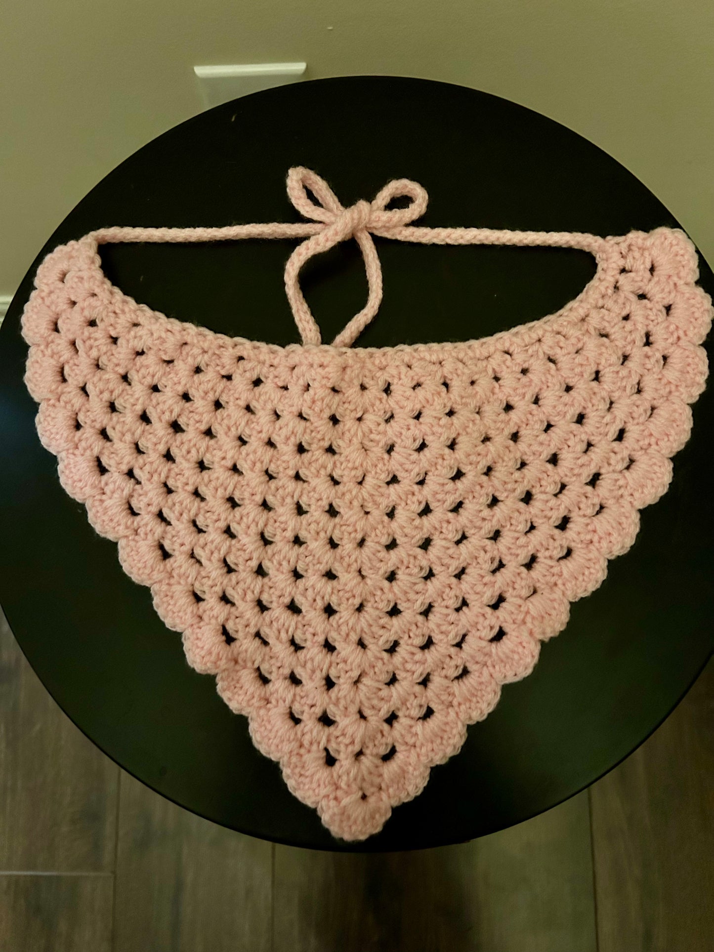 Scalloped Bandana